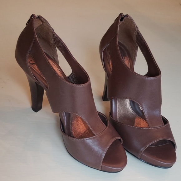 Sofft Shoes - "Sofft" 3in. Heel Sandals Size 8 1/2